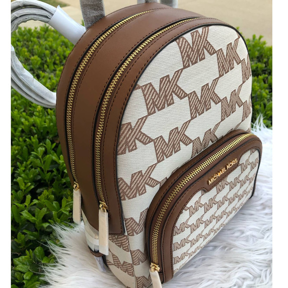 New Michael Kors Jaycee Medium Logo Zip Pocket Backpack - Picture 2 of 9